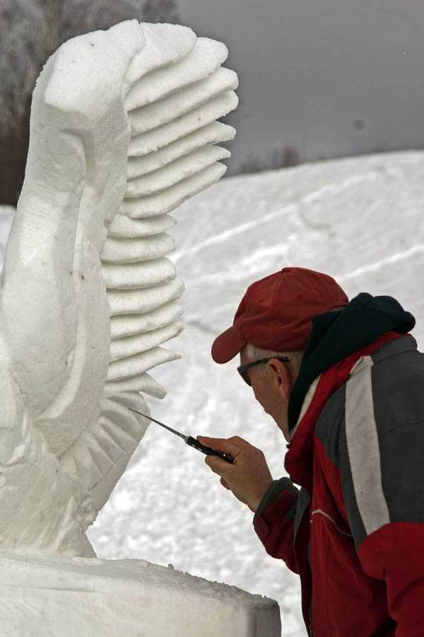 Как сделать снежную скульптуру